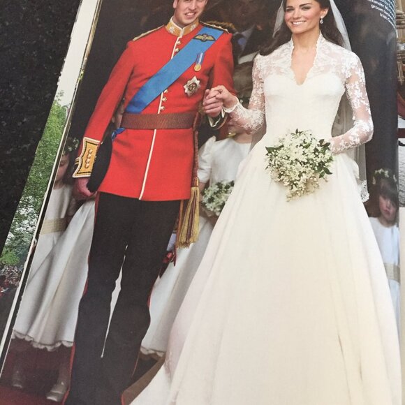 KATE MIDDLETON Royal Love Stories Special Edition from UK PHOTO BOOK - Picture 10 of 13